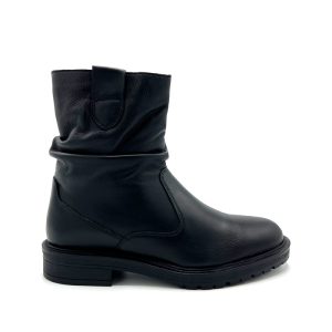 SACHA DUNGABALL CLASSIC ANKLE BOOTS